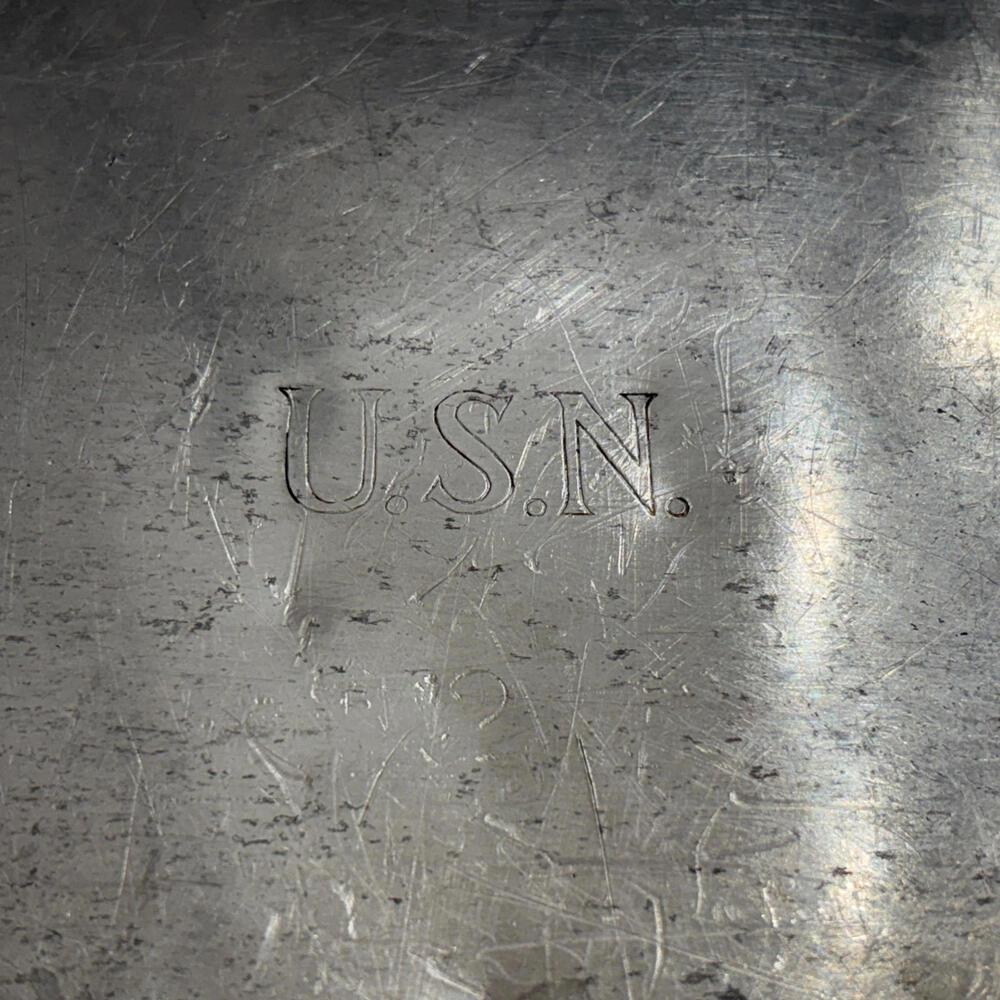 Vintage U.S.N. Aluminum Serving Platter, Enlisted Serving Platter WWII US Navy​ - Picture 5 of 10